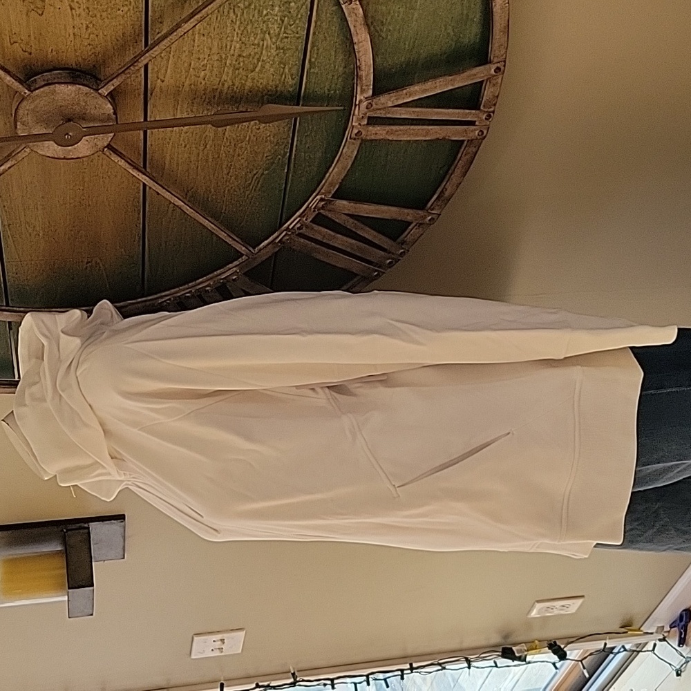 Athleta Triumph Hoodie In White - Picture 4 of 16